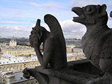 Стрига на вершине Собора Парижской Богоматери (Нотр Дам)