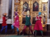 «Панк - молебен» арт-группы Pussy Riot в дни масленицы и разрешенного скоморошества. Храм Христа Спасителя, 21 февраля